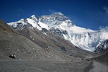 Rongputal und Nordwand, davor der Changtse