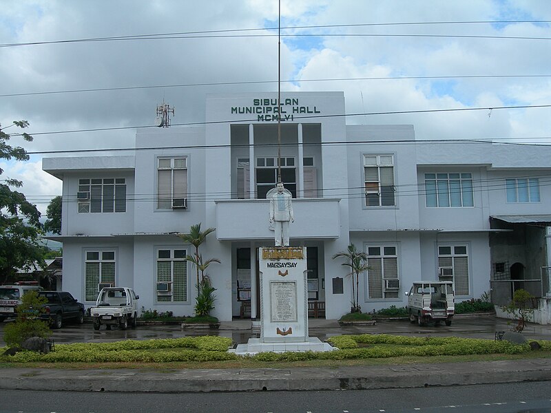 File:Municipal Hall Sibulan, Negros Oriental.JPG