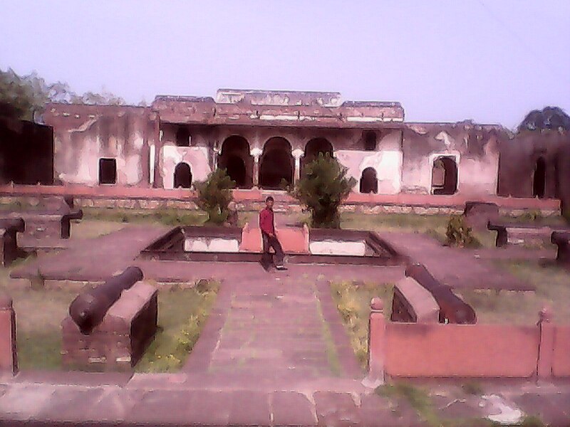 File:Narwar fort.jpg