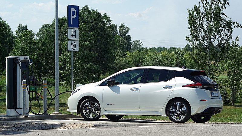 File:Nissan LEAF MK2 (2018).jpg