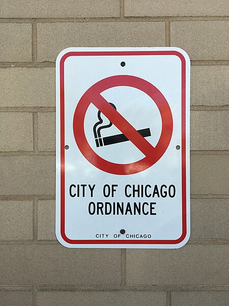File:No smoking, City of Chicago ordinance (37800792945).jpg
