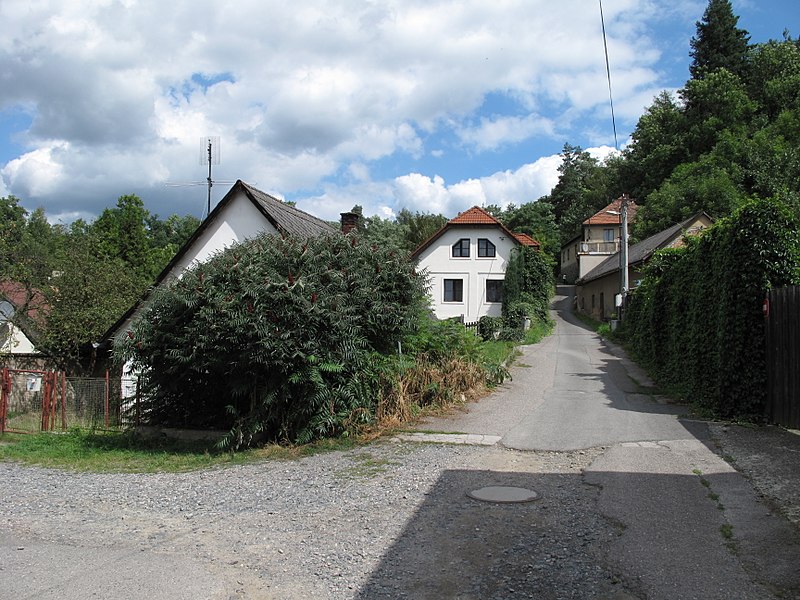 File:Nový Knín (018).jpg