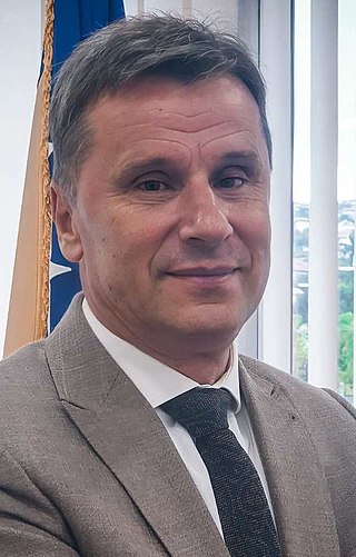 <span class="mw-page-title-main">Fadil Novalić</span> Bosnian politician (born 1959)