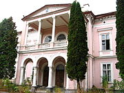 Palace of Count Kasimir Felix Badeni (Busk, Ukraine).jpg