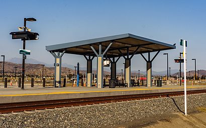 How to get to South Perris with public transit - About the place