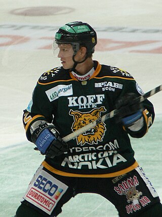 <span class="mw-page-title-main">Pasi Petriläinen</span> Finnish ice hockey player