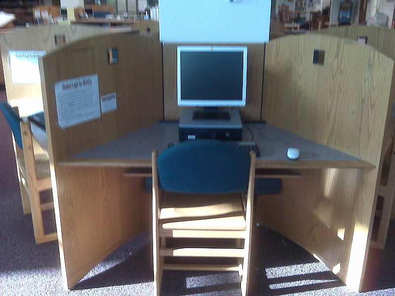 File:Pirate Media Center Workstation.jpg