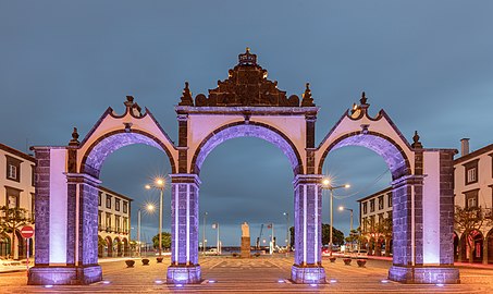 File:Portas da Cidade, Ponta Delgada, isla de San Miguel, Azores, Portugal, 2020-07-29, DD 123-125 HDR.jpg