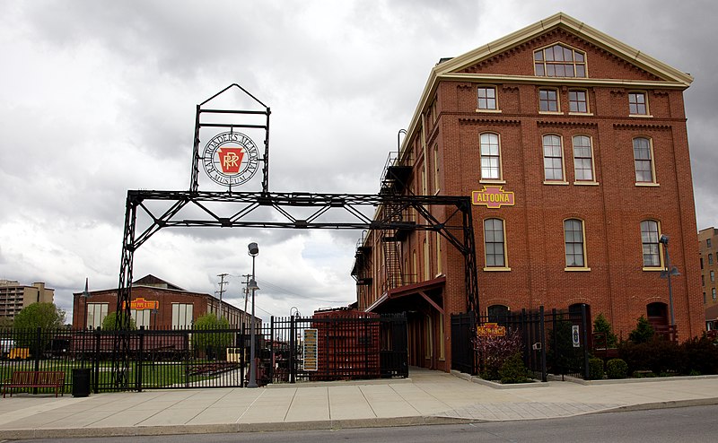 File:Railroaders Memorial Museum (11725748176).jpg