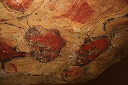 Roof of the Cave of Altamira (replica) - National Archaeological Museum. Reproduction cave of Altamira 02.jpg