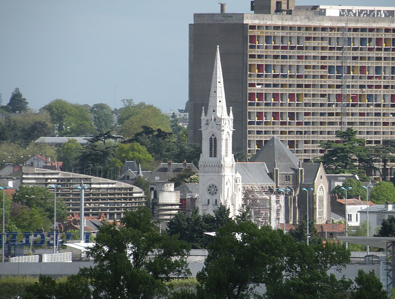 File:Rezé centre.jpg