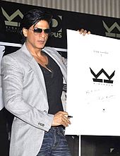 Shahrukh Khan durante la presentación de su Opus oficial, en 2011.