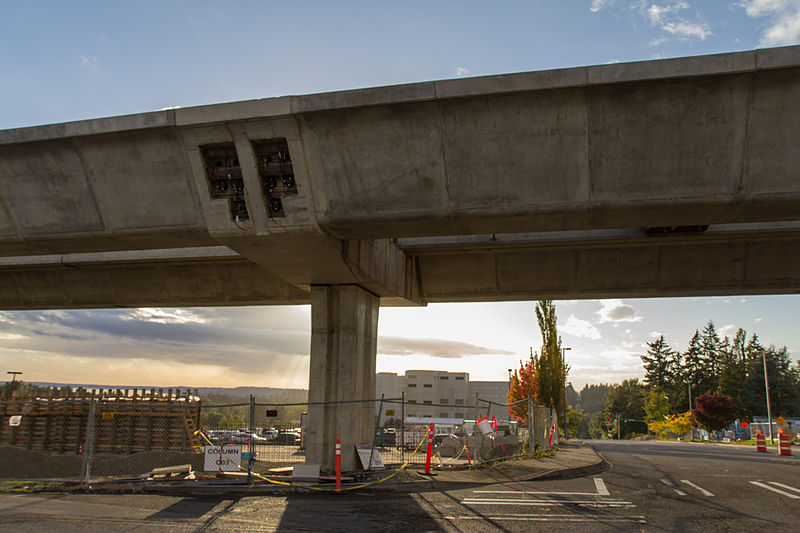 File:S 200th Link Construction- Column Detail (15361772650).jpg