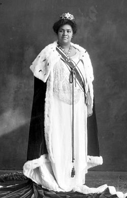 Salote Tupou III of Tonga in coronation robe-crop.jpg
