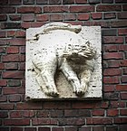 Cat motif above the door for Schwerinstr, 41 in Dusseldorf