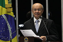 Senátor José Pimentel faz pronunciamento.jpg