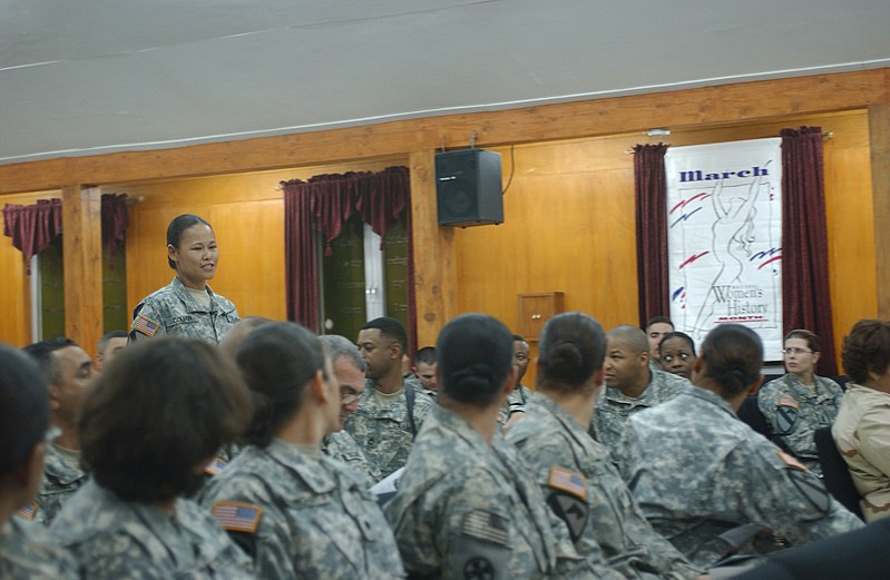 File:Soldiers celebrate Women's History Month DVIDS39031.jpg