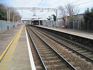 Southend East railway station, Essex (geograph 3760021).jpg
