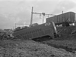 Spoorwegongeval met loc 2279 bij Halfweg; 22 november 1972.