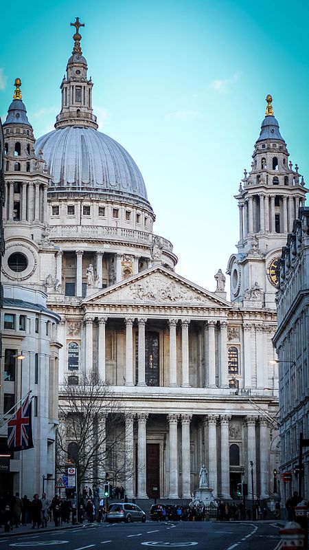 Fail:St_Pauls_Cathedral_West_Front.jpg