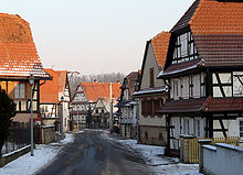 Winterliche Straße in Ingolsheim