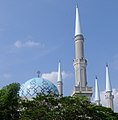 Sultan Ismail Mosque (cropped).jpg