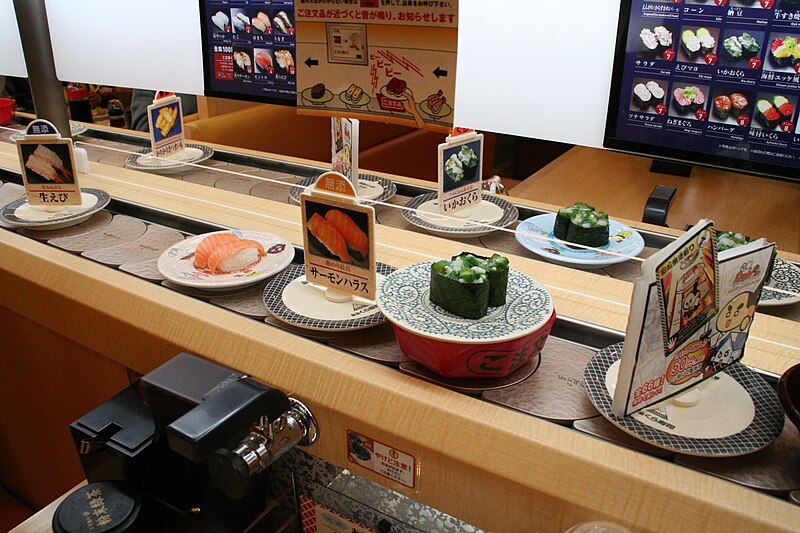 File:Sushi conyeyor chain 2.jpg