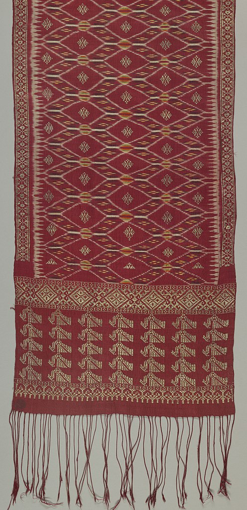 496px-Textile_(Indonesia),_19th_century_(CH_18437601-2).jpg (496×1022)