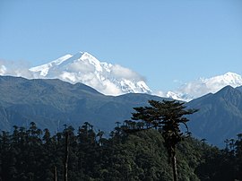 Kangto cho'qqisi (Shimoliy-sharqdagi Kanchenjung'adan keyingi eng baland cho'qqisi) .jpg