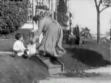 Файл: The Suburbanite (1904) .webm