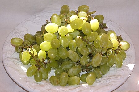 Tập_tin:Thompson_seedless_grapes.JPG