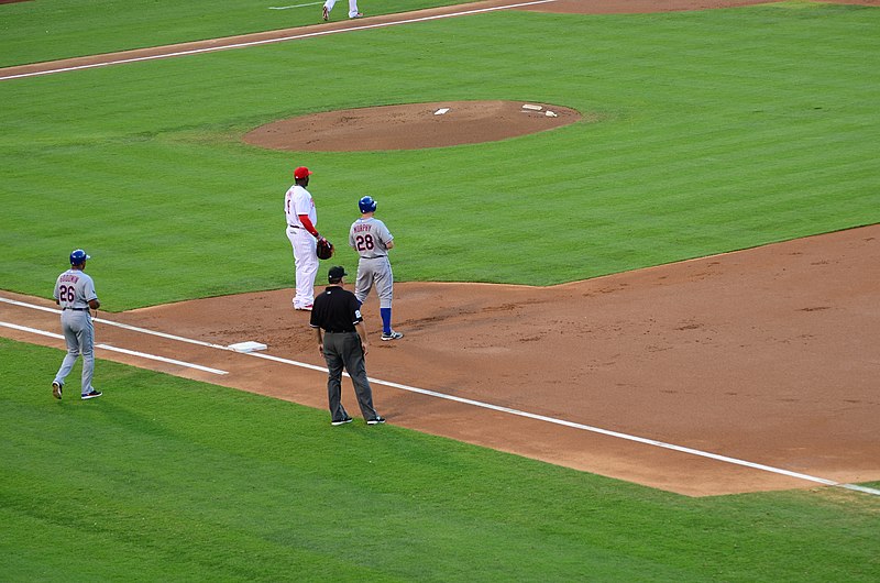 File:Tom Goodwin, Ryan Howard and Daniel Murphy (7887419014).jpg