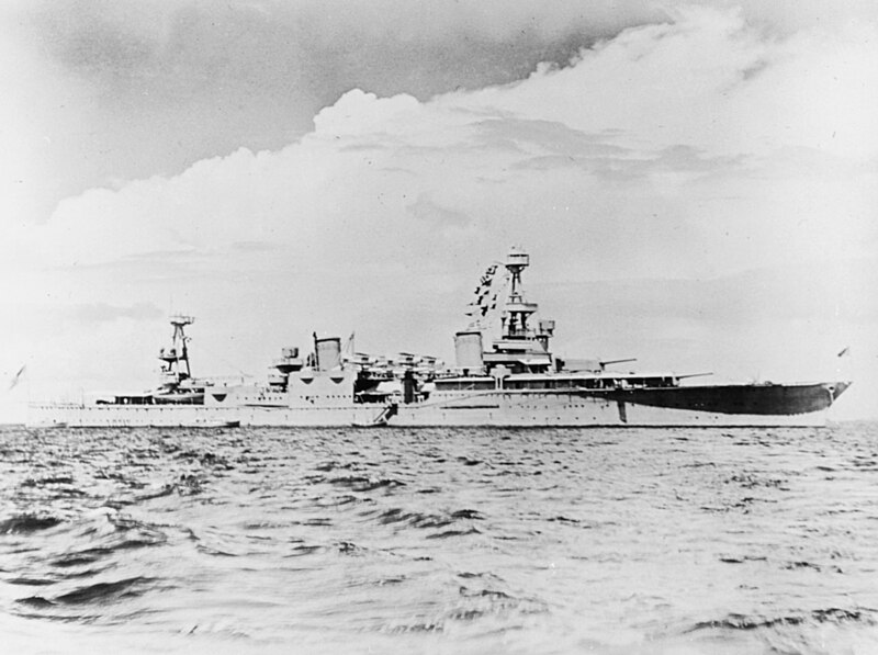 File:USS Houston (CA-30) in Manila Bay, in 1940-1941 (NH 81592).jpg