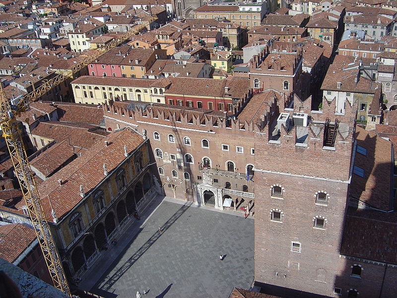 File:Verona Torrei dei Lamberti DSC08110.JPG