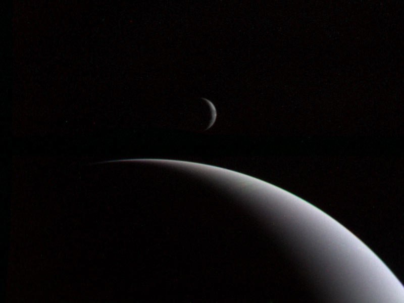 File:Voyager 2 Neptune and Triton (turned upside down).jpg