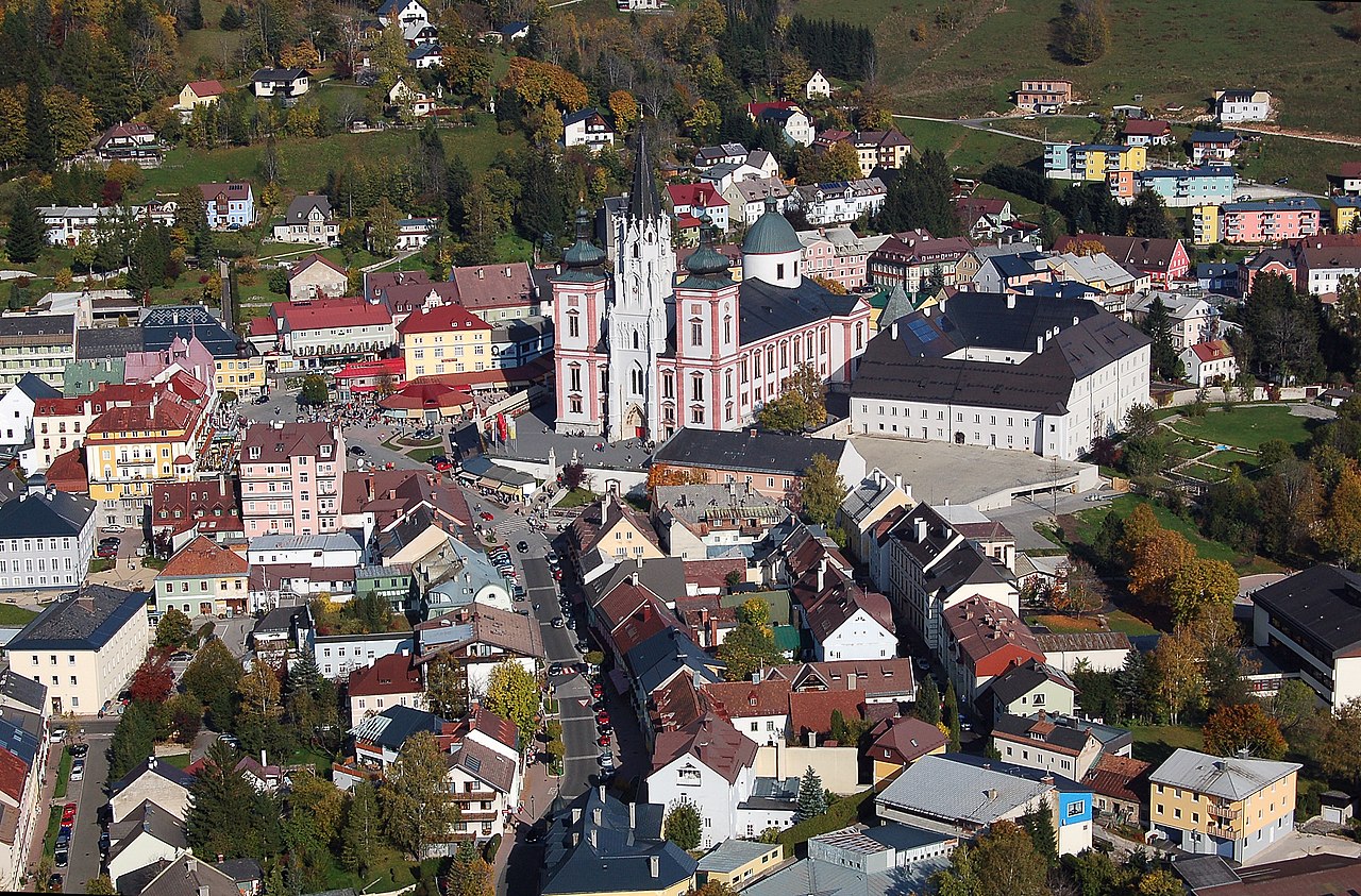 Wallfahrtskirche Basilika Mariazell.JPG