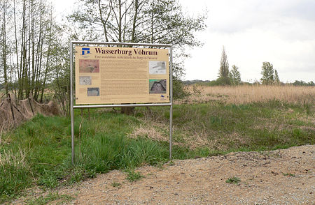 Wasserburg Vöhrum Infotafel Wegesrand