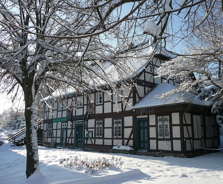 File:Wennigsen (Deister) Heimatmuseum.jpg