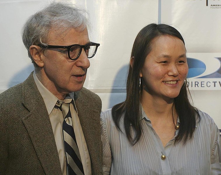 File:Woody Allen and Soon-Yi Previn (April 2009) 1.jpg