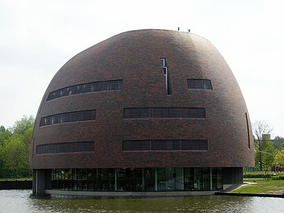 Hoe gaan naar Smitsborg met het openbaar vervoer - Over de plek