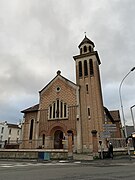 蓬曼聖母教堂（法語：Église Notre-Dame-de-Pontmain de Bagnolet）