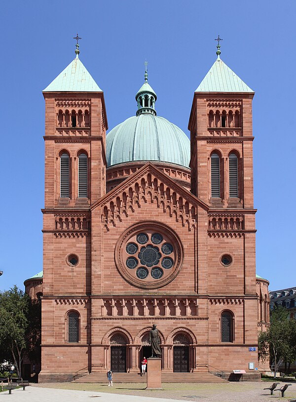 Église Saint-Pierre-le-Jeune catholique de Strasbourg