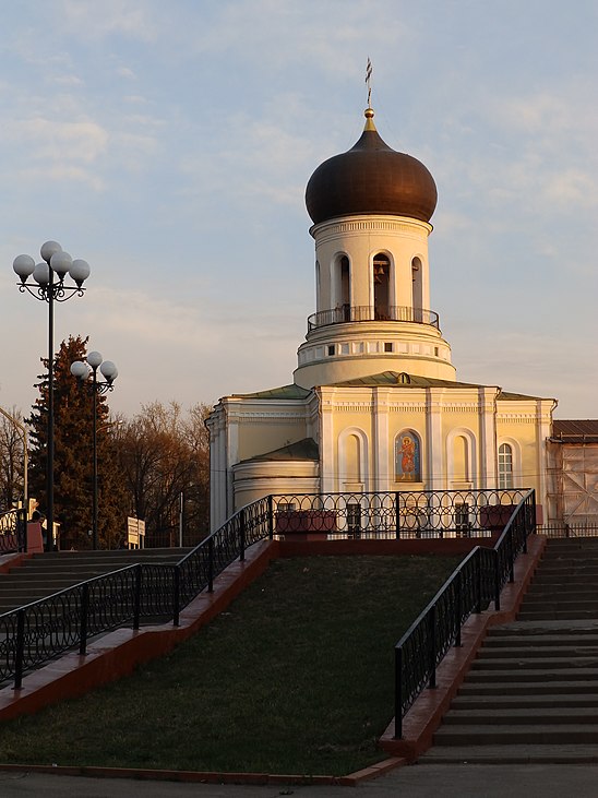 Фоминск московская область. Никольский собор Наро-Фоминск. Храм Николая Чудотворца Наро-Фоминск. Наро Фоминск Церковь Николая Чудотворца. Церковь Николая Чудотворца в Норофоминске.