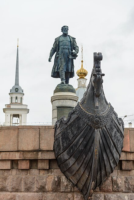 Какой памятник создал никитин в 18 веке