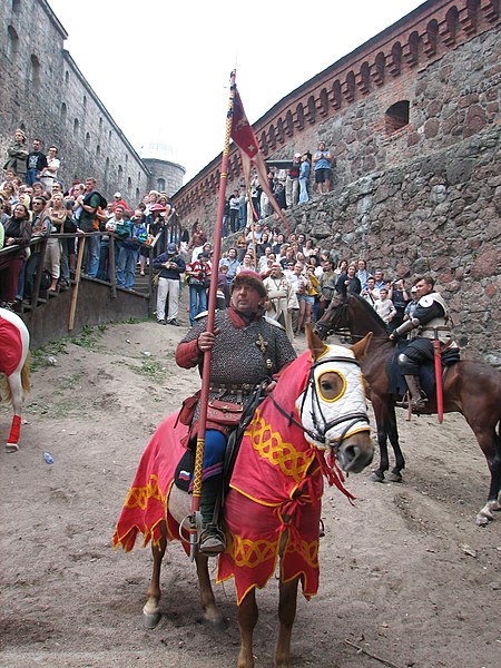 File:Фестиваль Рыцарский замок в Выборге. 2006. 5.jpg