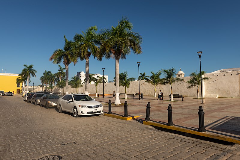 File:15-07-15-Centro histórico de San Francisco de Campeche-RalfR-WMA 0850.jpg