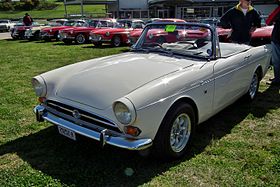 1964 Sunbeam Tiger convertible (6105607813).jpg