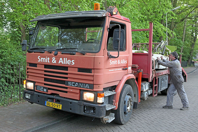 File:1985 Scania 82 M (7347531788).jpg