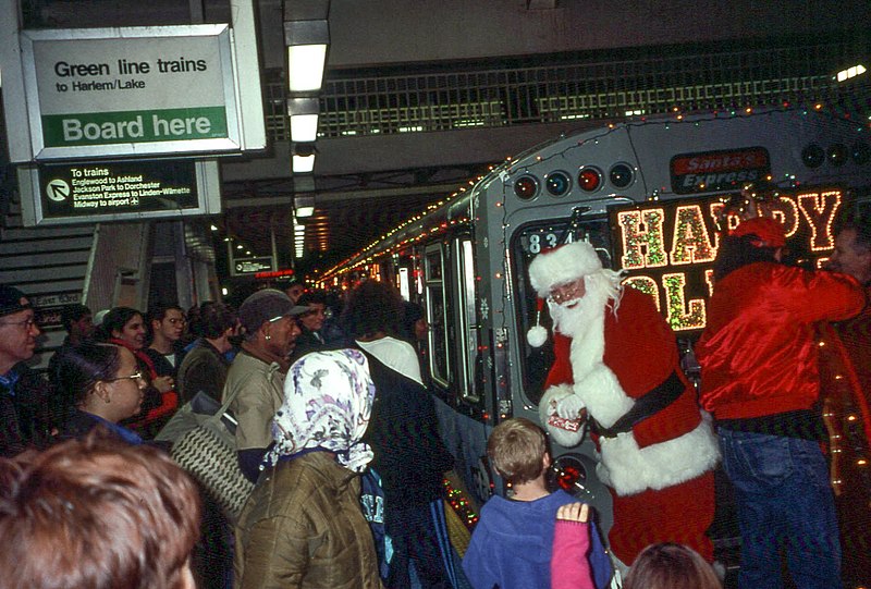 File:20011123 21 CTA Santa Claus Train (8048645345).jpg