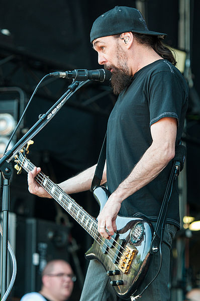 File:2015 RiP Godsmack Robbie Merrill by 2eight - 3SC4977.jpg